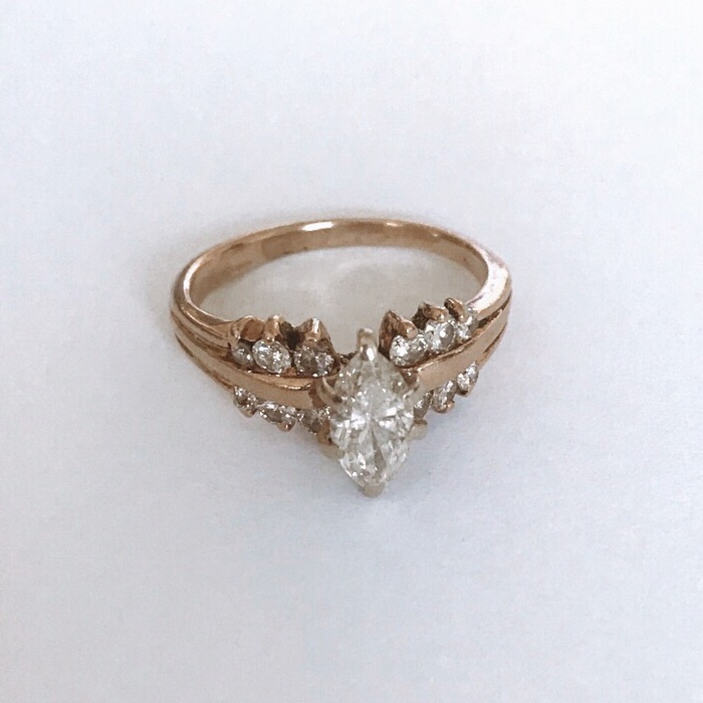 Wedding ring - Picture 2 of 2